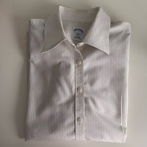 Brooks Brothers Fitted Non-Iron All Cotton Tan and White Striped Women's Top 8